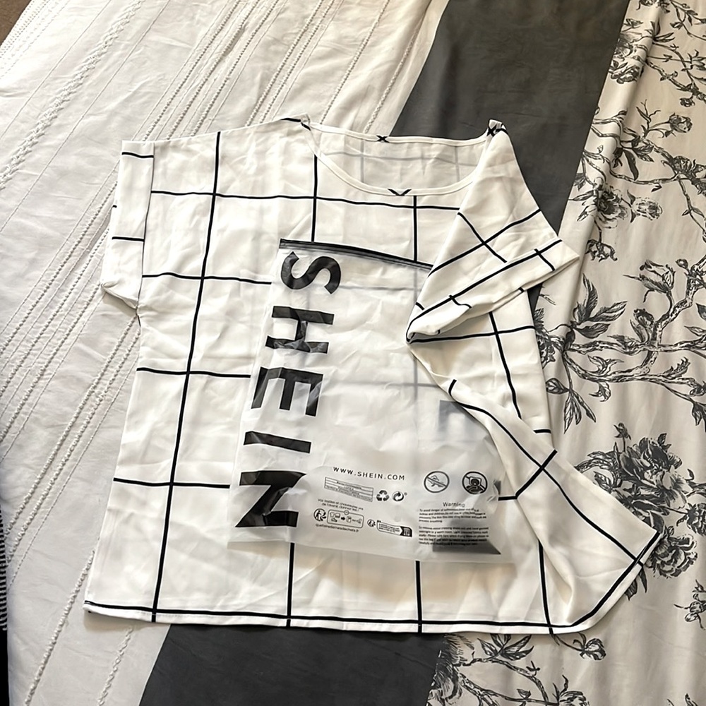 Brand new SHEIN lot. Dolman sleeve white and black shirt. Black wrap dress